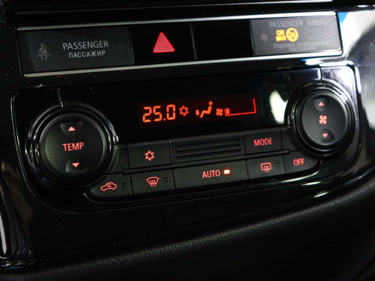 Mitsubishi Outlander, 2018 Фото №18