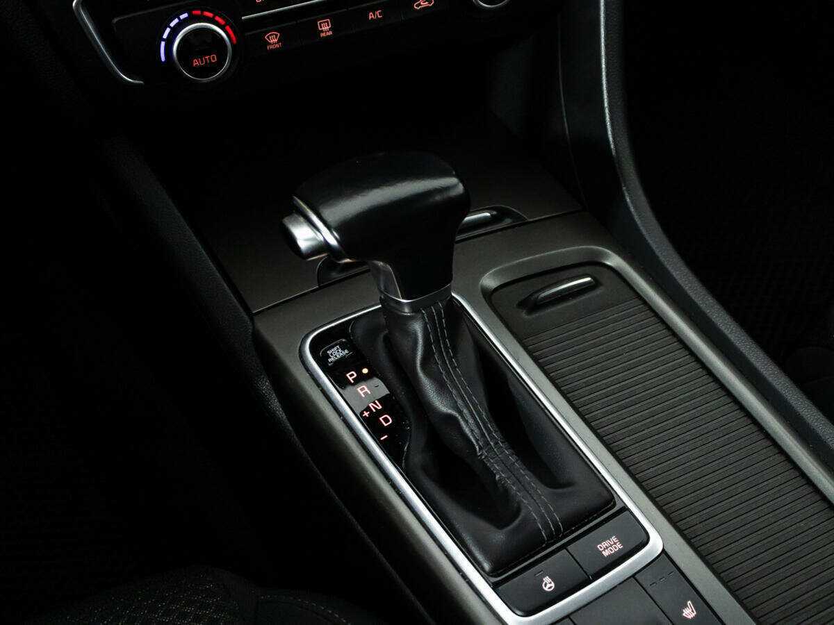 Kia Optima, 2019 Фото №17