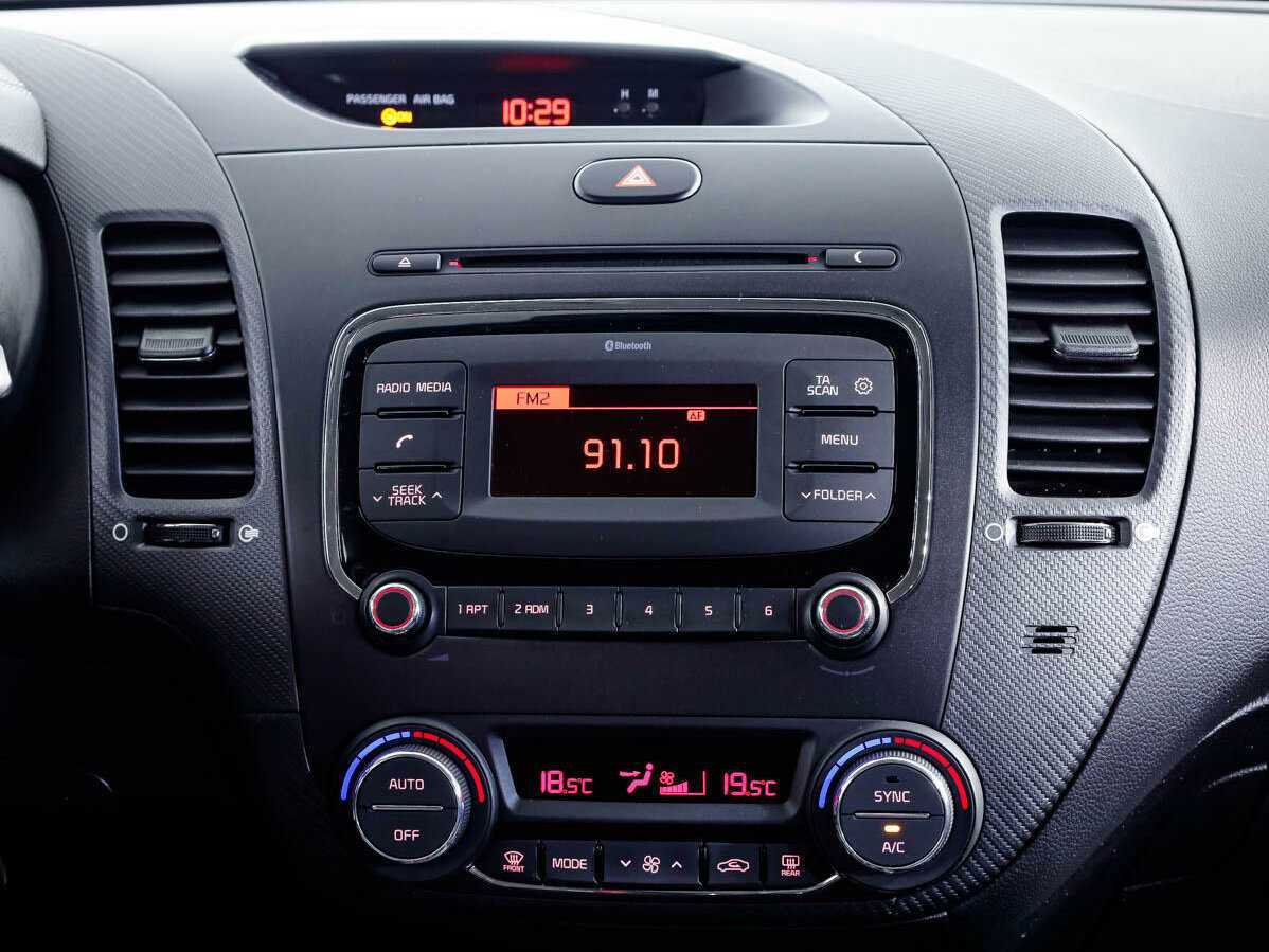 Kia Cerato, 2018 Фото №14