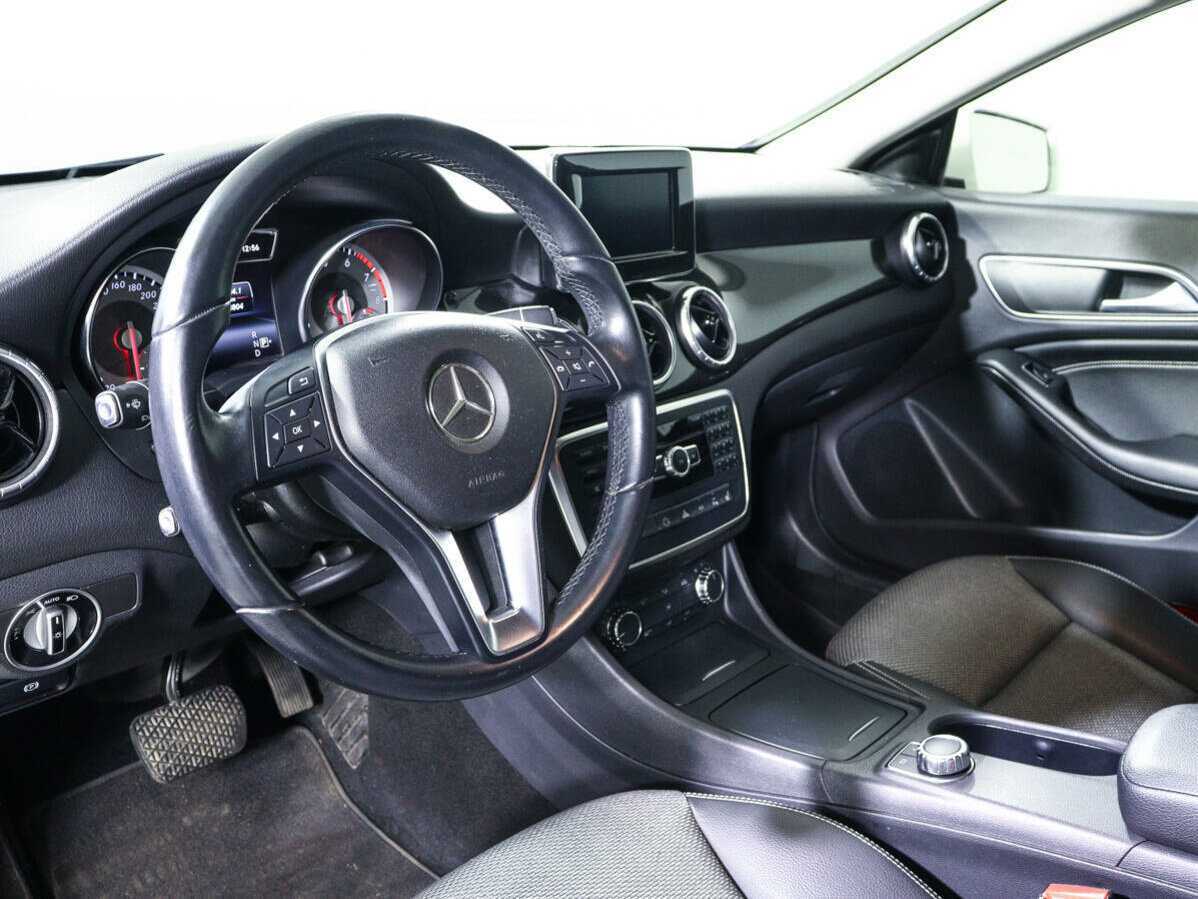 Mercedes-Benz CLA 200, 2013 Фото №14