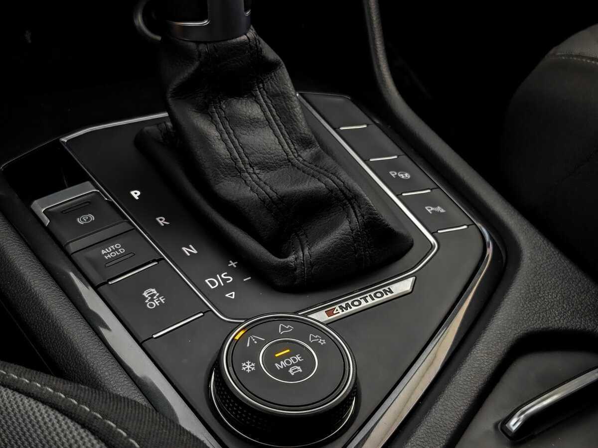 Volkswagen Tiguan, 2017 Фото №23