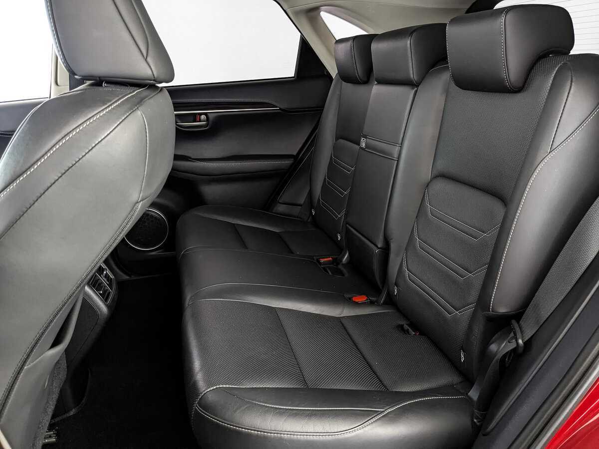 Lexus NX 300h, 2015 Фото №14