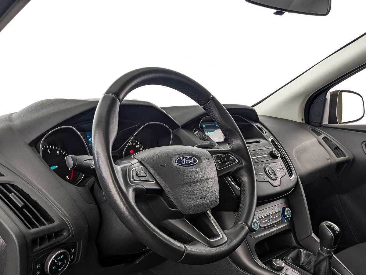 Ford Focus, 2019 Фото №11