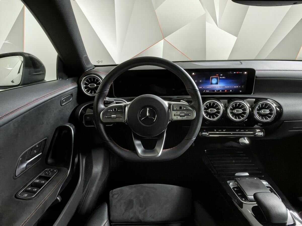 Mercedes-Benz CLA 200, 2019 Фото №15
