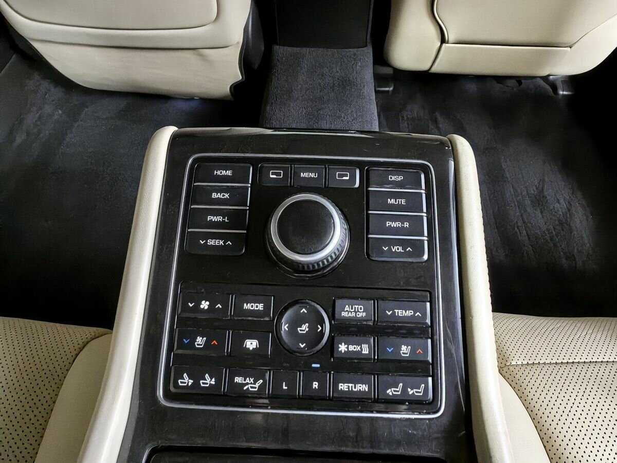 Hyundai Equus Limousine 6AT, 2013 Фото №18