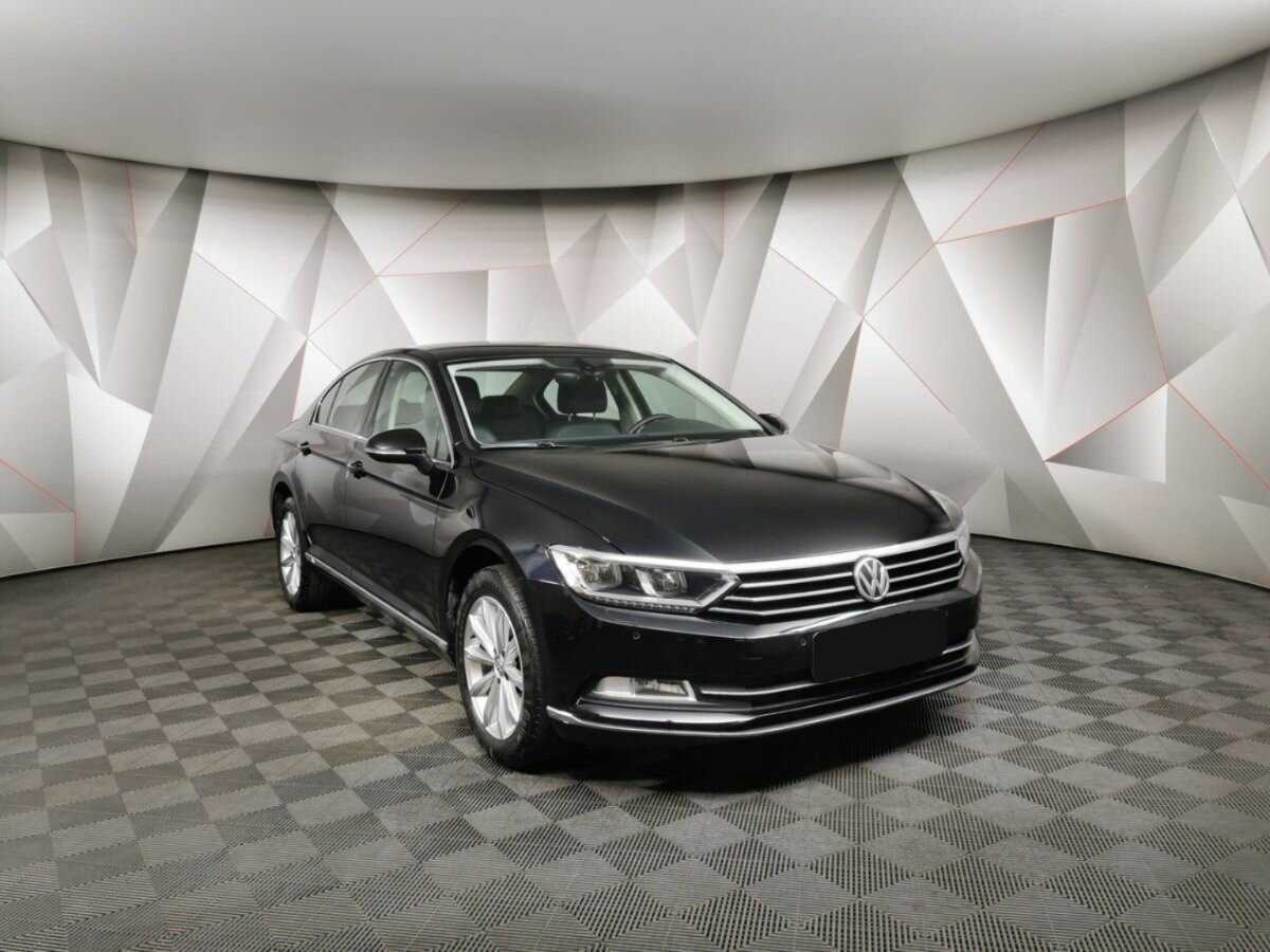 Volkswagen Passat, 2019 - 74 175 км. | Фото №3