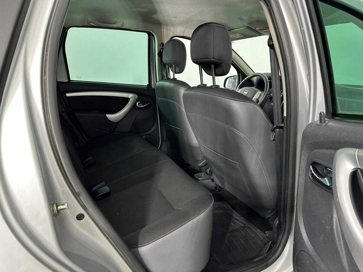 Nissan Terrano, 2015 Фото №16