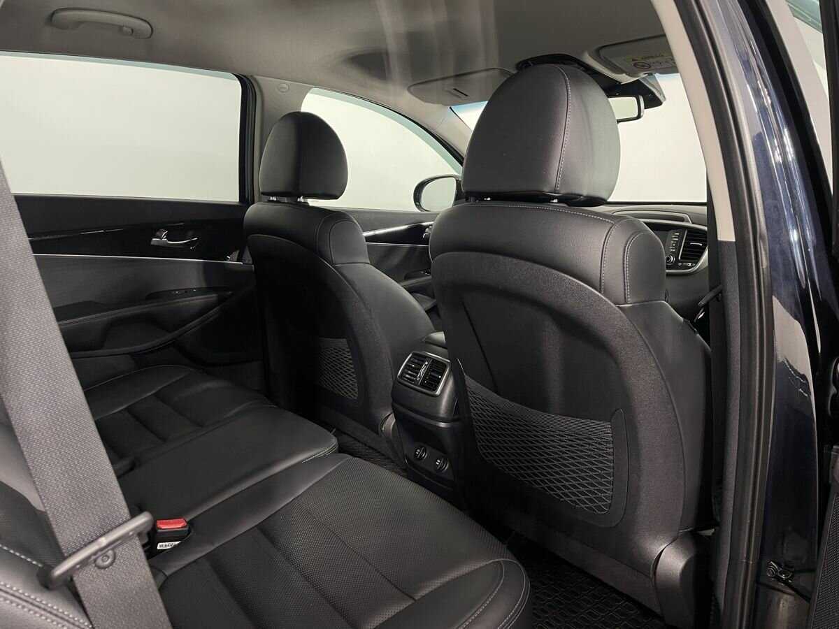 Kia Sorento, 2018 Фото №16