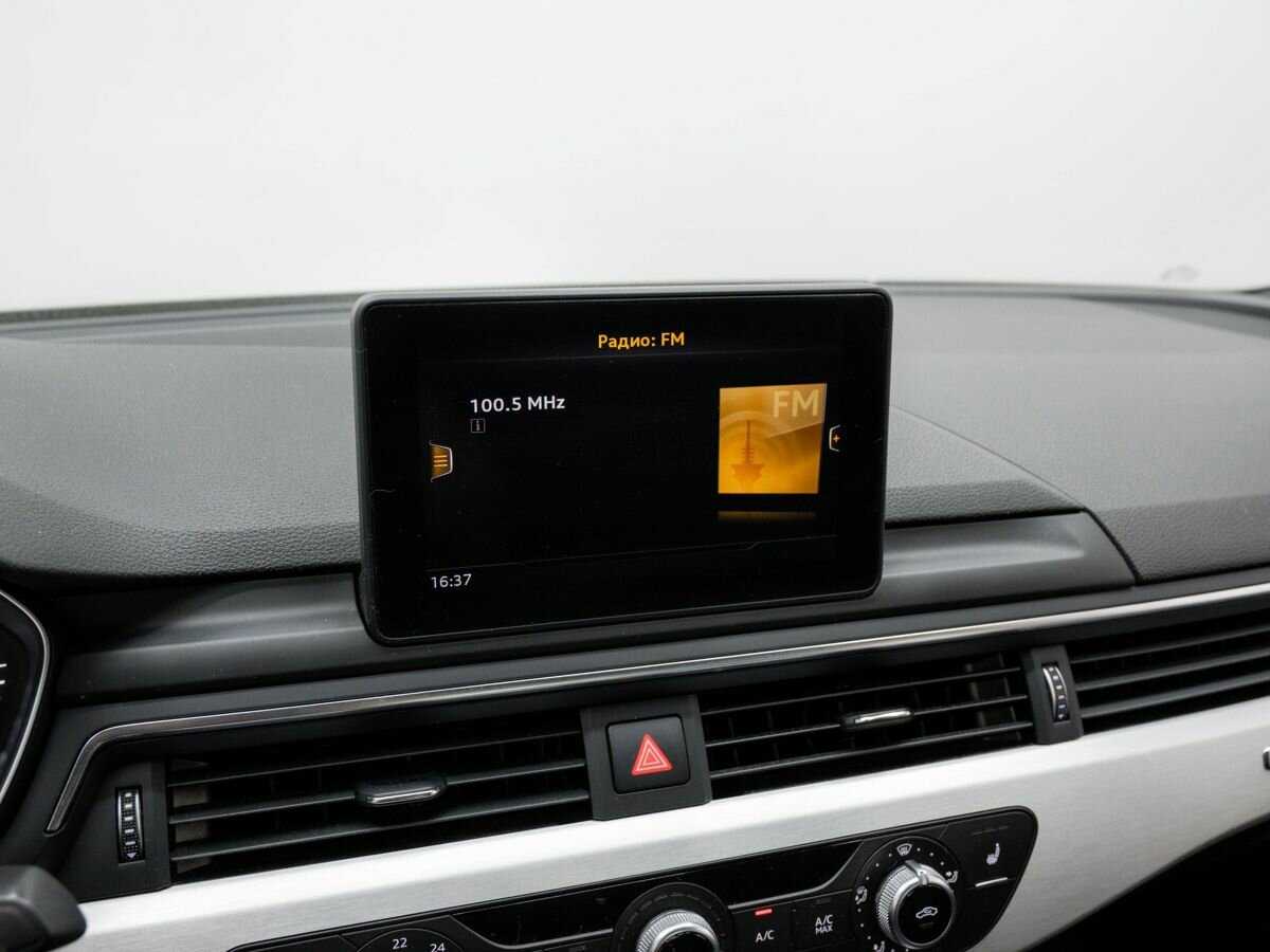 Audi A4, 2017 Фото №22