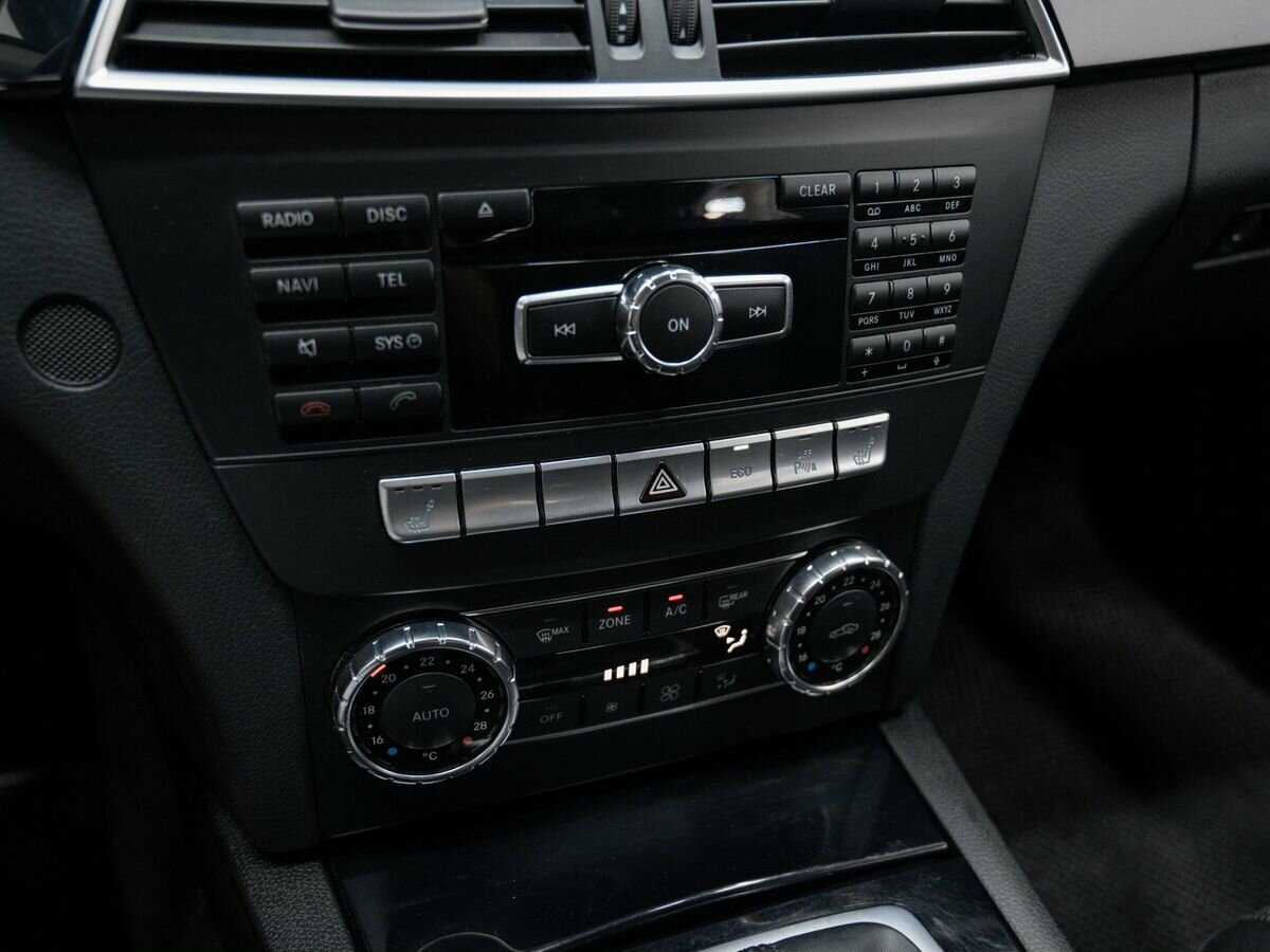 Mercedes-Benz C-Класс 180 BlueEFFICIENCY, 2012 Фото №19