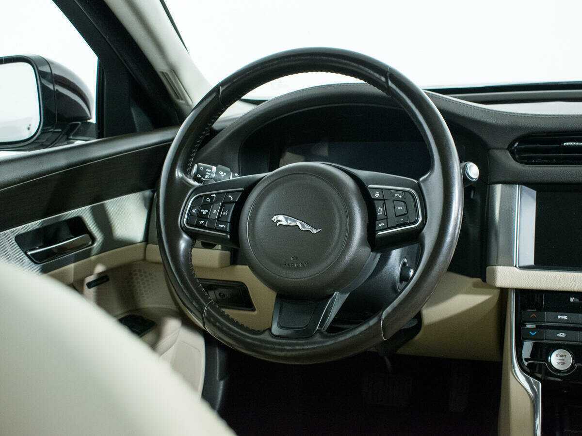 Jaguar XF, 2016 Фото №14