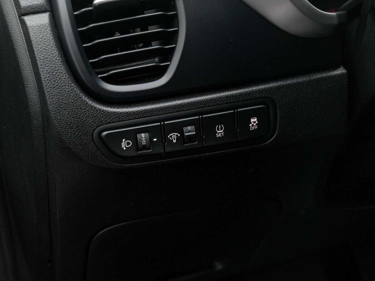 Kia Rio X, 2020 Фото №16