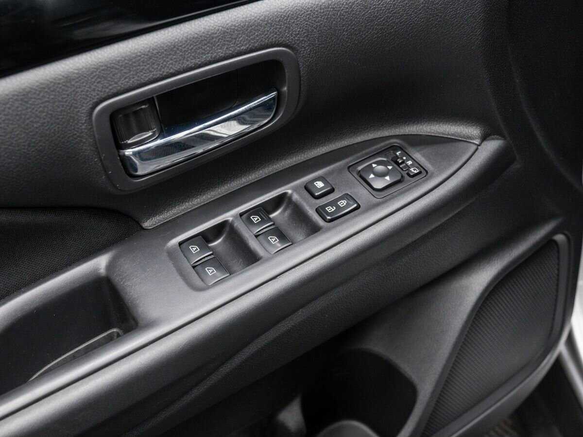 Mitsubishi Outlander, 2019 Фото №16