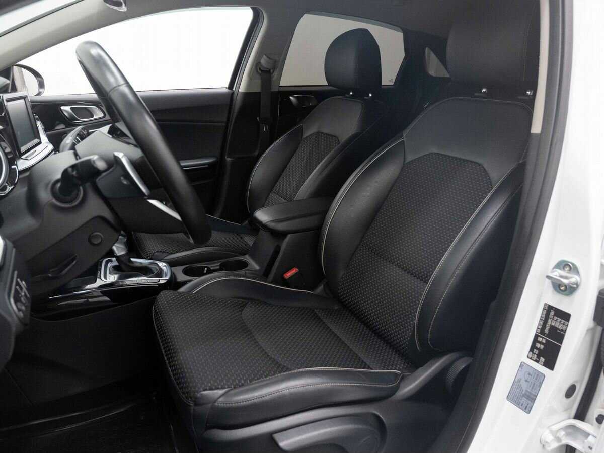 Kia Ceed, 2018 Фото №9