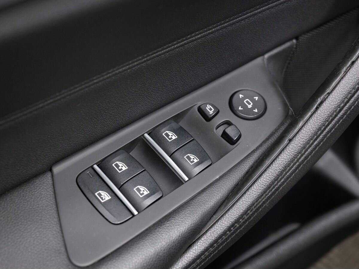 BMW 5 серии 520i, 2019 Фото №21