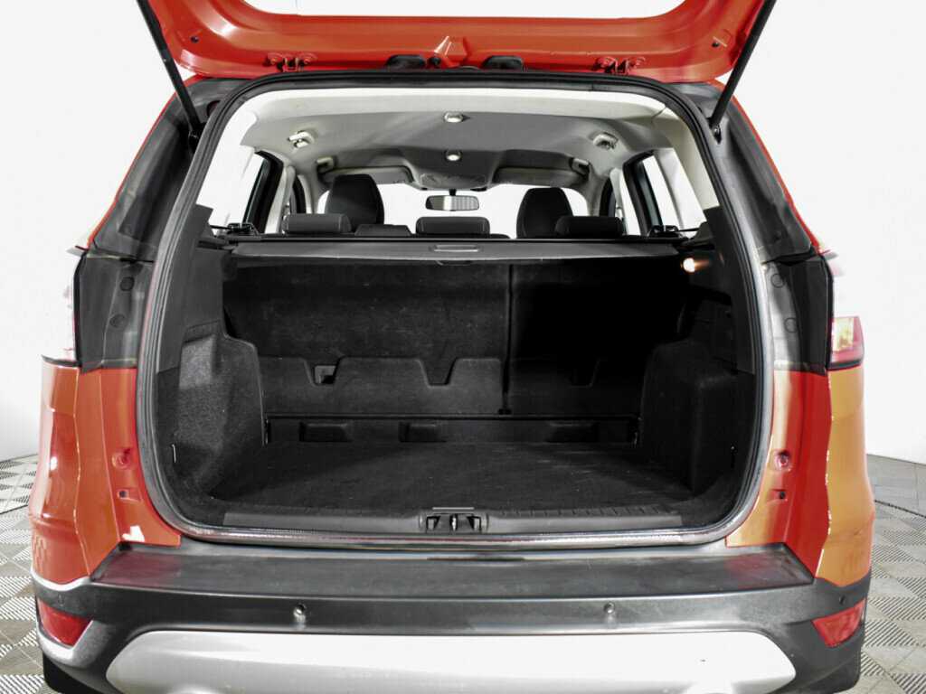 Ford Kuga, 2017 Фото №17