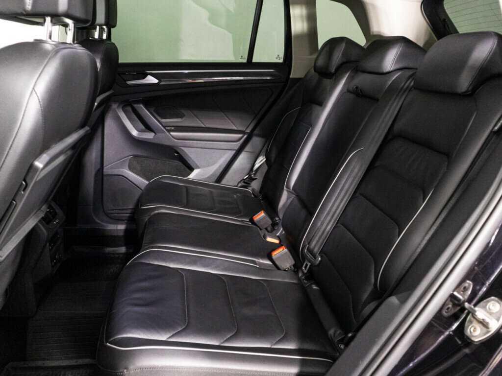 Volkswagen Tiguan, 2018 Фото №10
