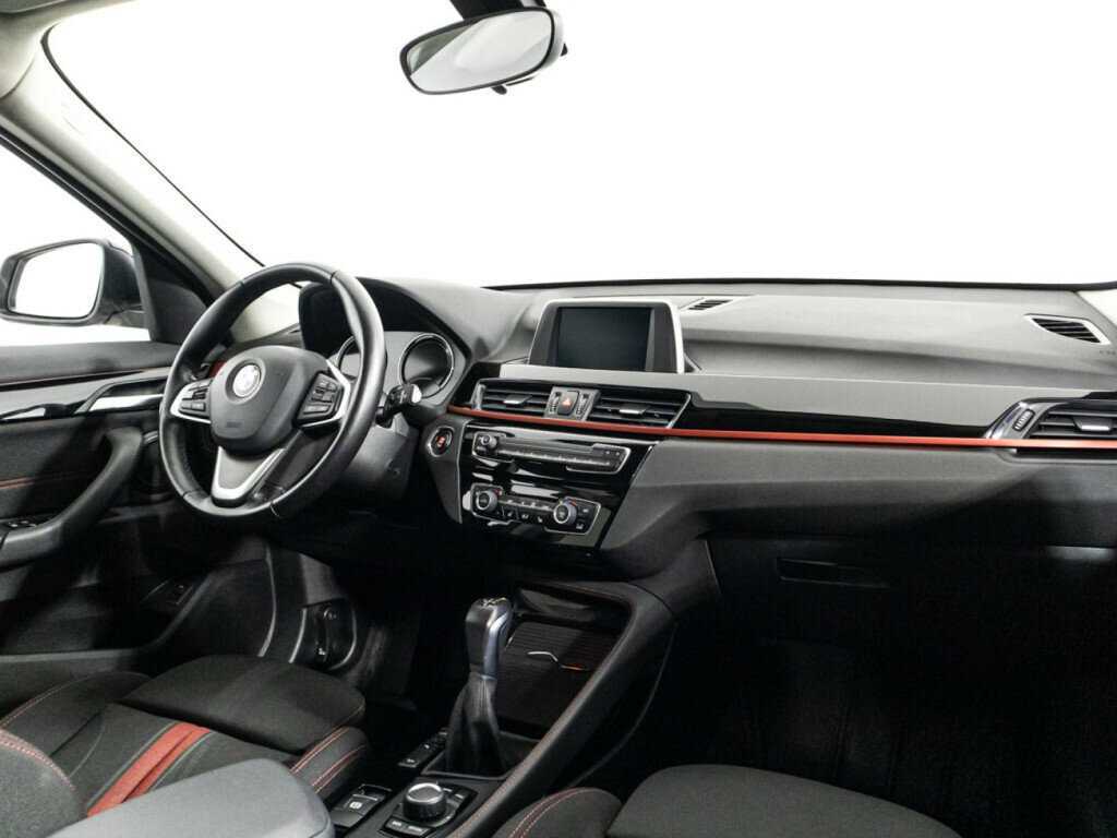 BMW X1 18d xDrive, 2018 Фото №9
