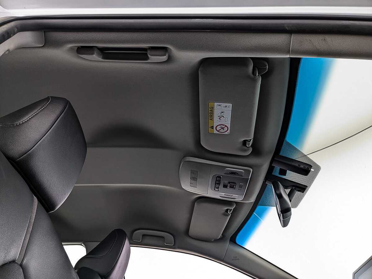 Toyota Camry, 2021 Фото №23