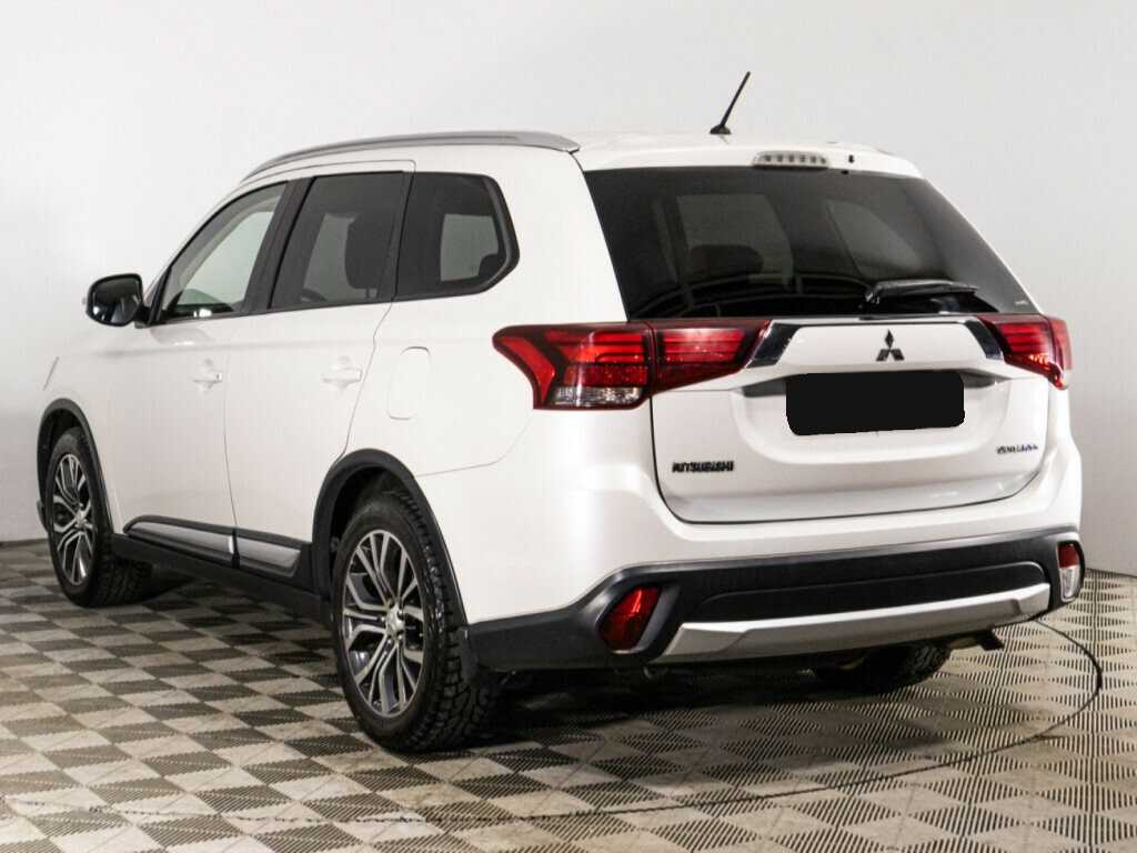 Mitsubishi Outlander, 2016 - 168 637 км. | Фото №7