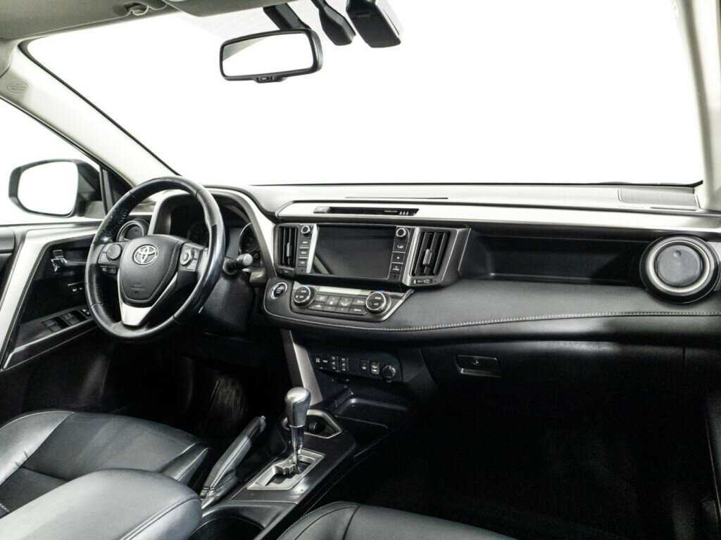 Toyota RAV4, 2016 Фото №9