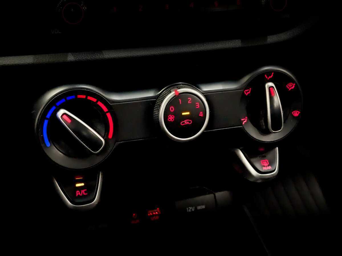 Kia Rio X-Line, 2020 Фото №25