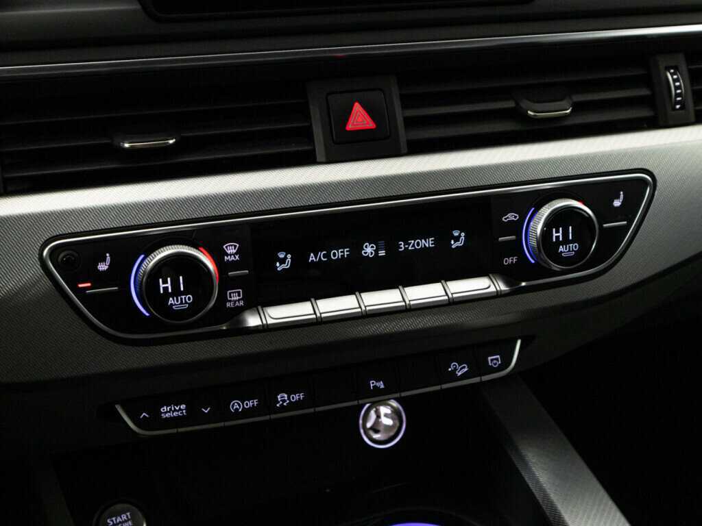 Audi A4, 2015 Фото №16