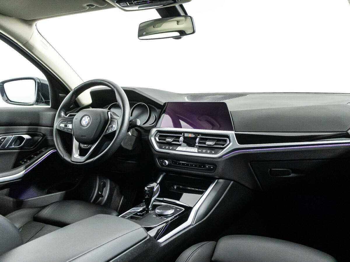 BMW 3 серии 318d, 2020 Фото №9