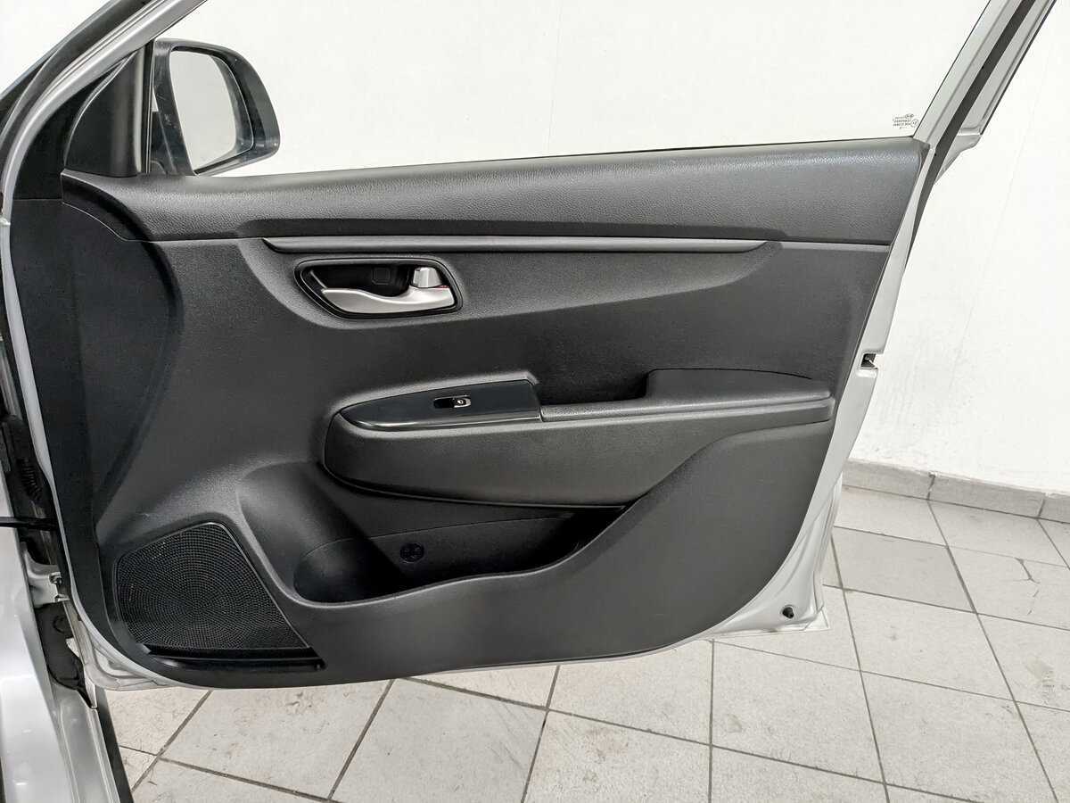 Kia Rio X-Line, 2020 Фото №22