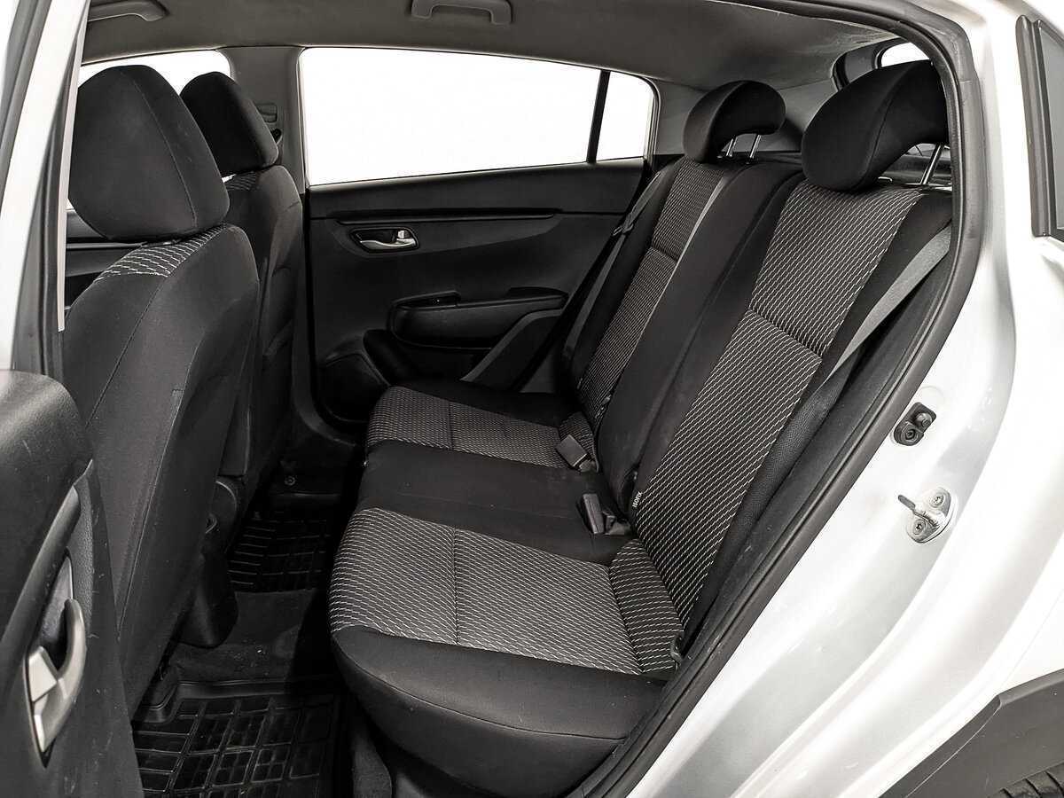 Kia Rio X-Line, 2020 Фото №18