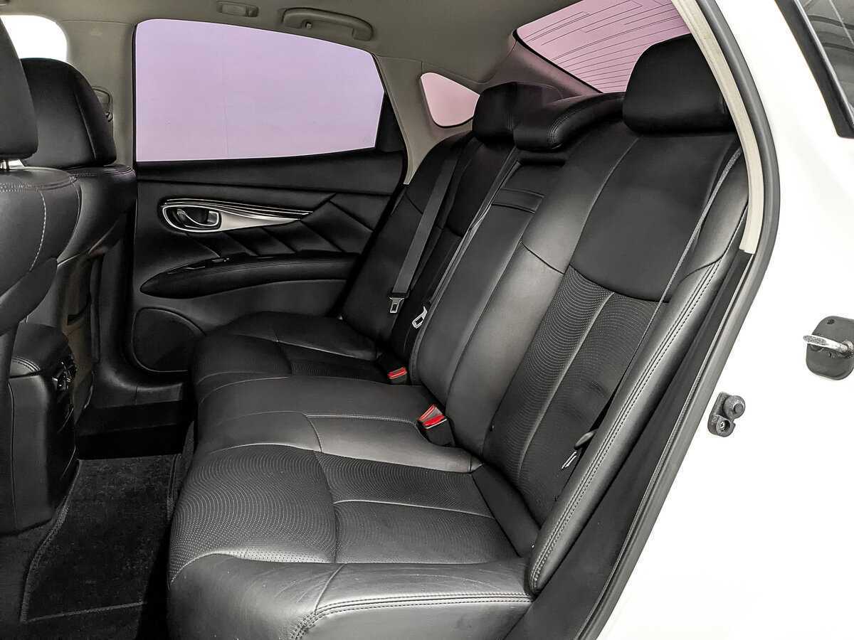 Infiniti Q70, 2016 Фото №18