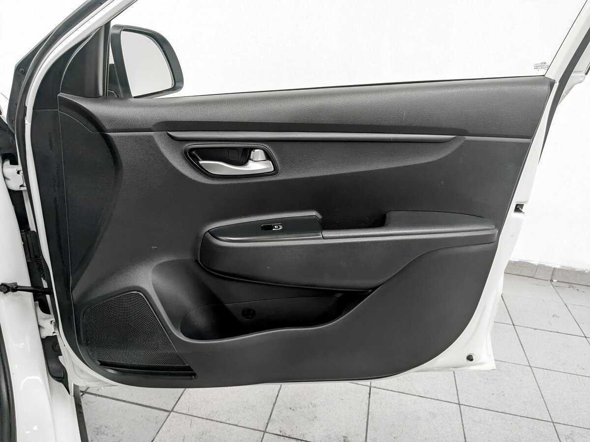 Kia Rio X-Line, 2020 Фото №24