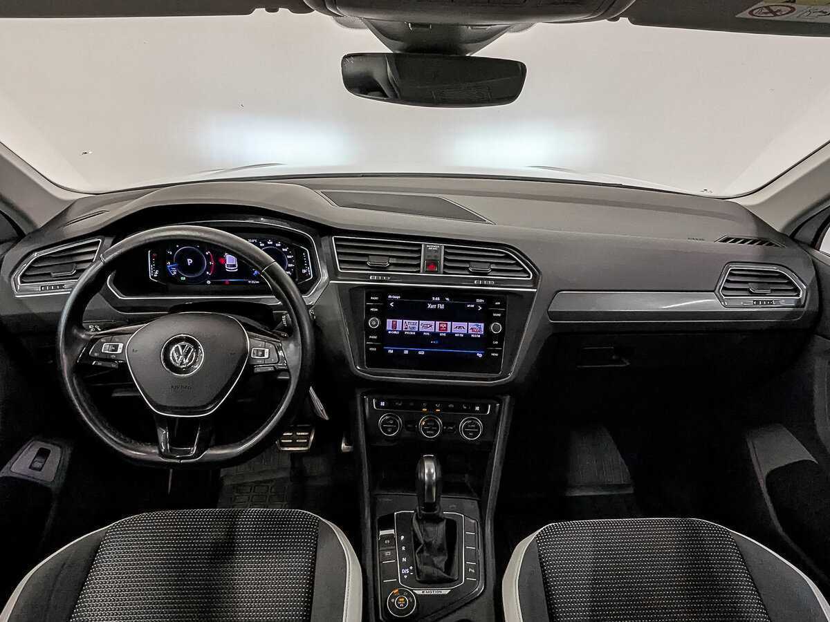 Volkswagen Tiguan, 2020 Фото №14