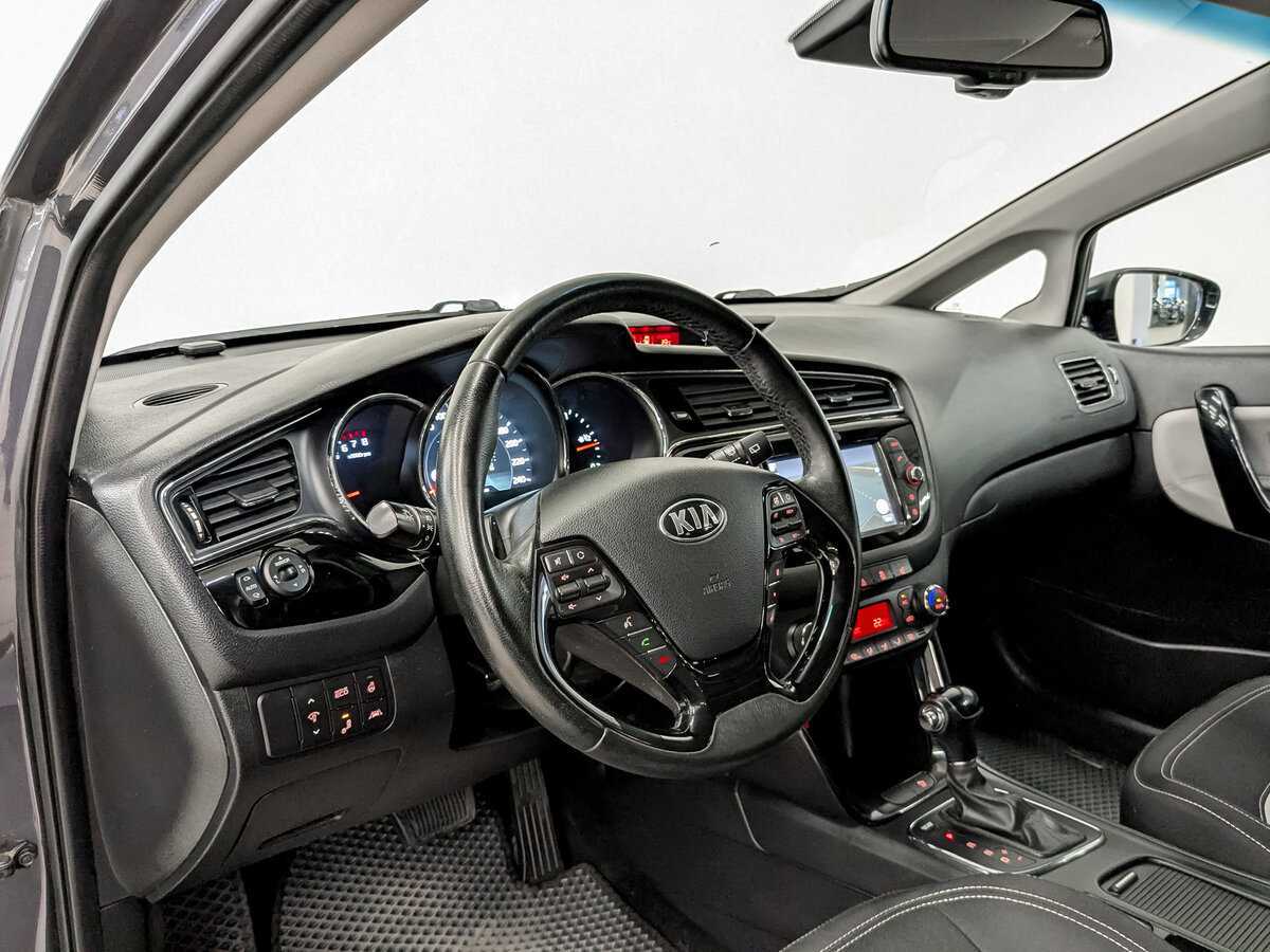 Kia Ceed, 2018 Фото №16