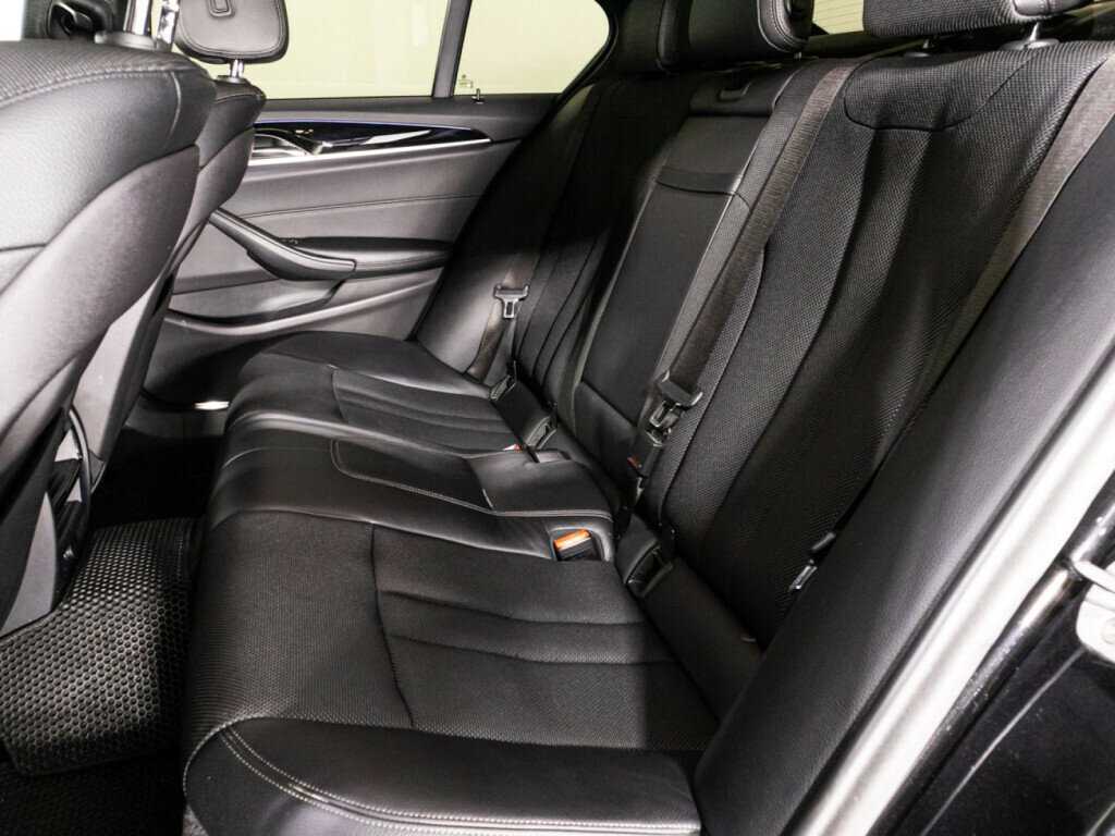 BMW 5 серии 520d xDrive, 2017 Фото №10