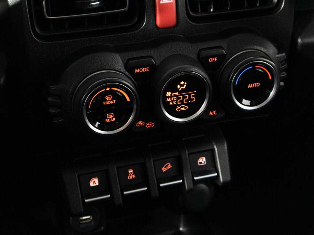 Suzuki Jimny, 2020 Фото №17