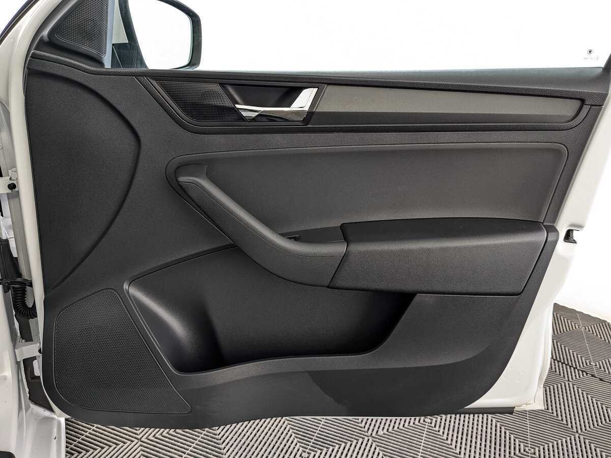 Skoda Rapid, 2019 Фото №21