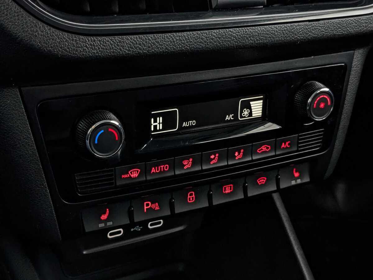 Volkswagen Polo, 2020 Фото №21