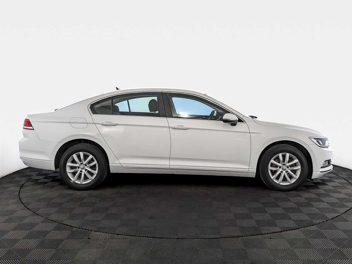 Volkswagen Passat, 2019 - 56 357 км. | Фото №4