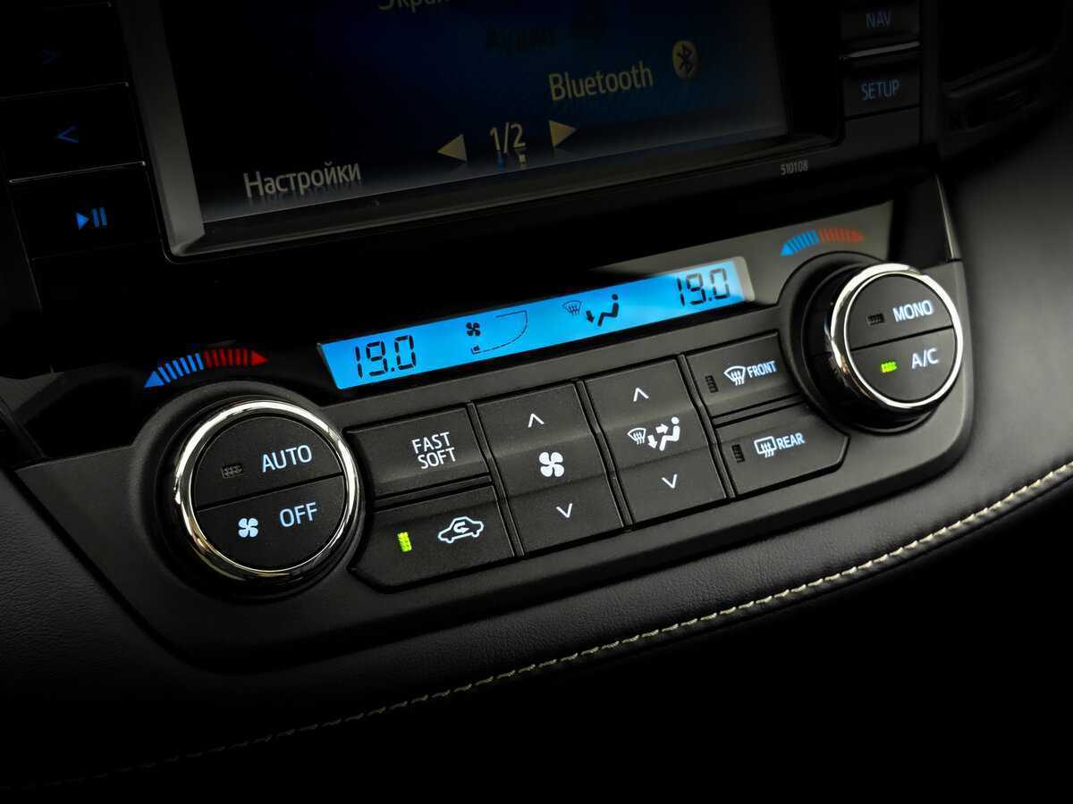 Toyota RAV4, 2017 Фото №29