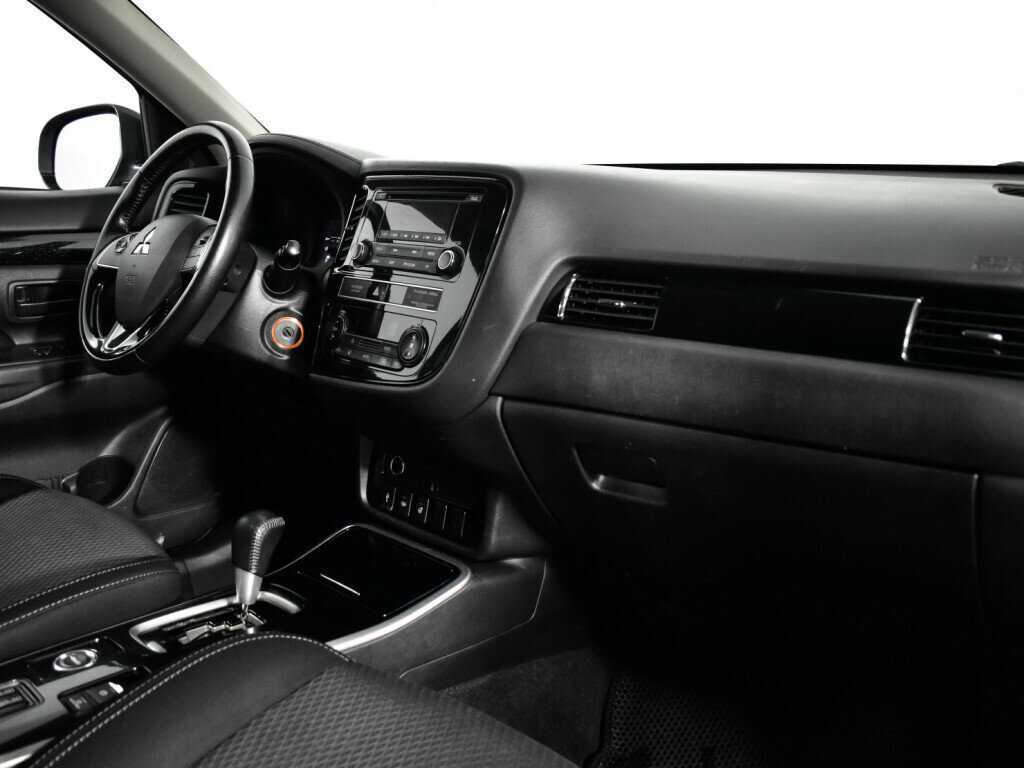 Mitsubishi Outlander, 2019 Фото №9
