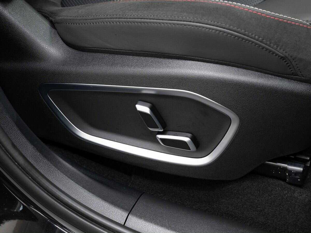 Geely Tugella, 2023 Фото №14