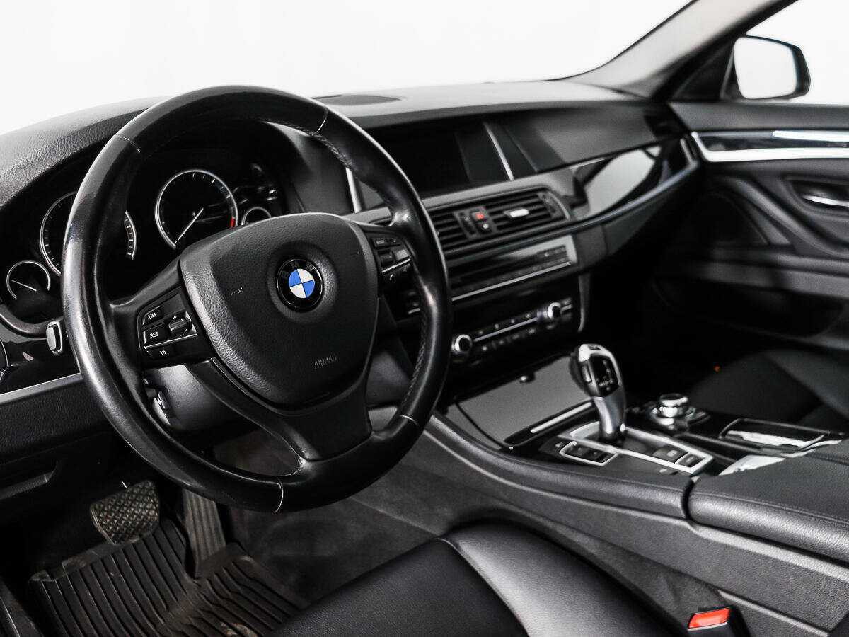BMW 5 серии 528i, 2014 Фото №9