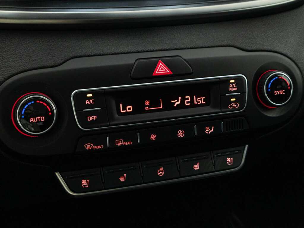 Kia Sorento, 2019 Фото №15