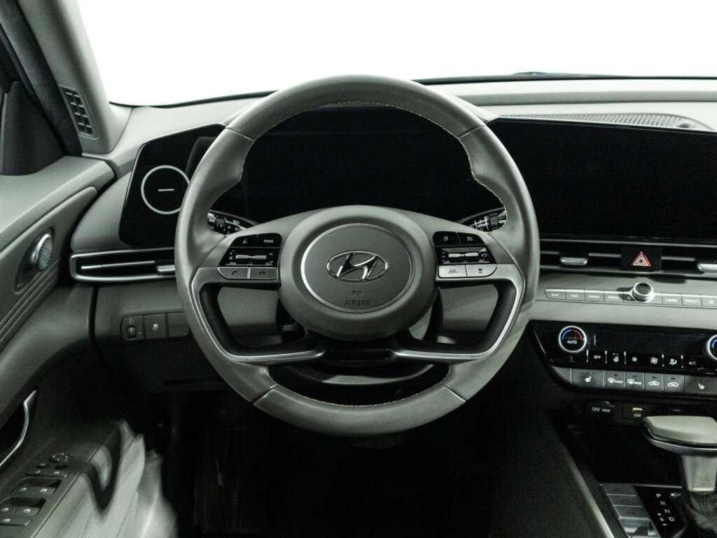 Hyundai Elantra, 2021 Фото №23