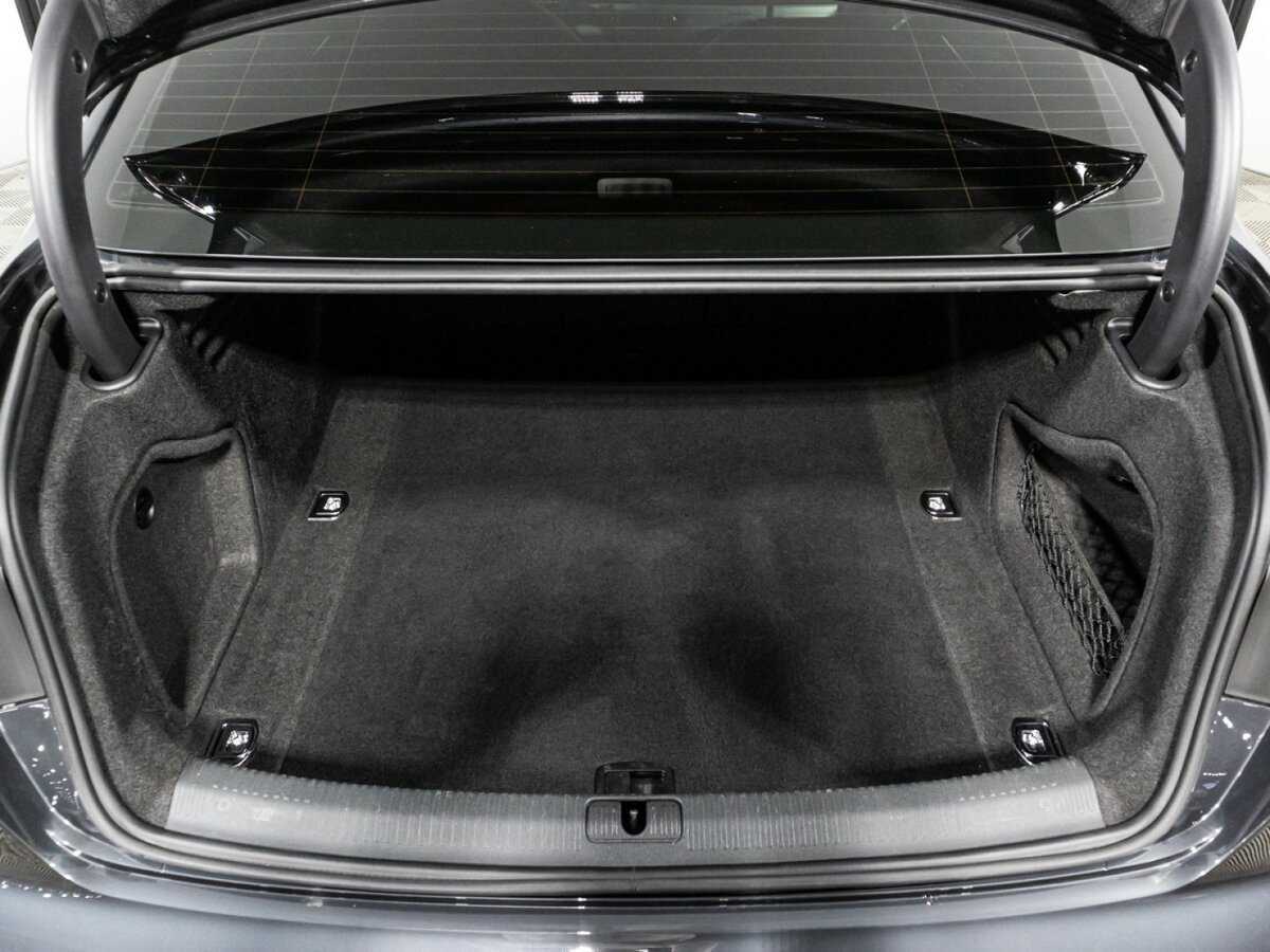 Audi A4, 2017 Фото №15