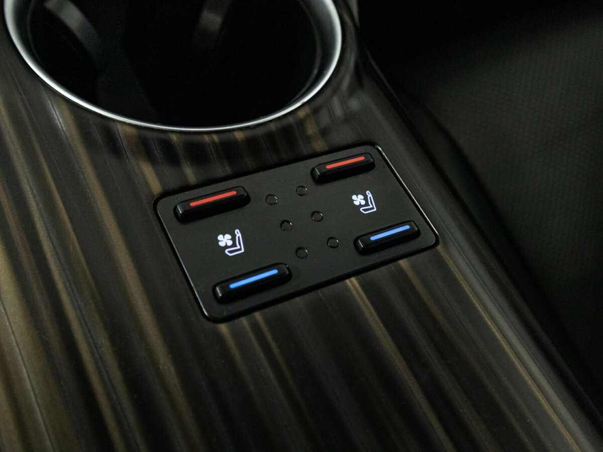 Toyota Camry, 2018 Фото №22