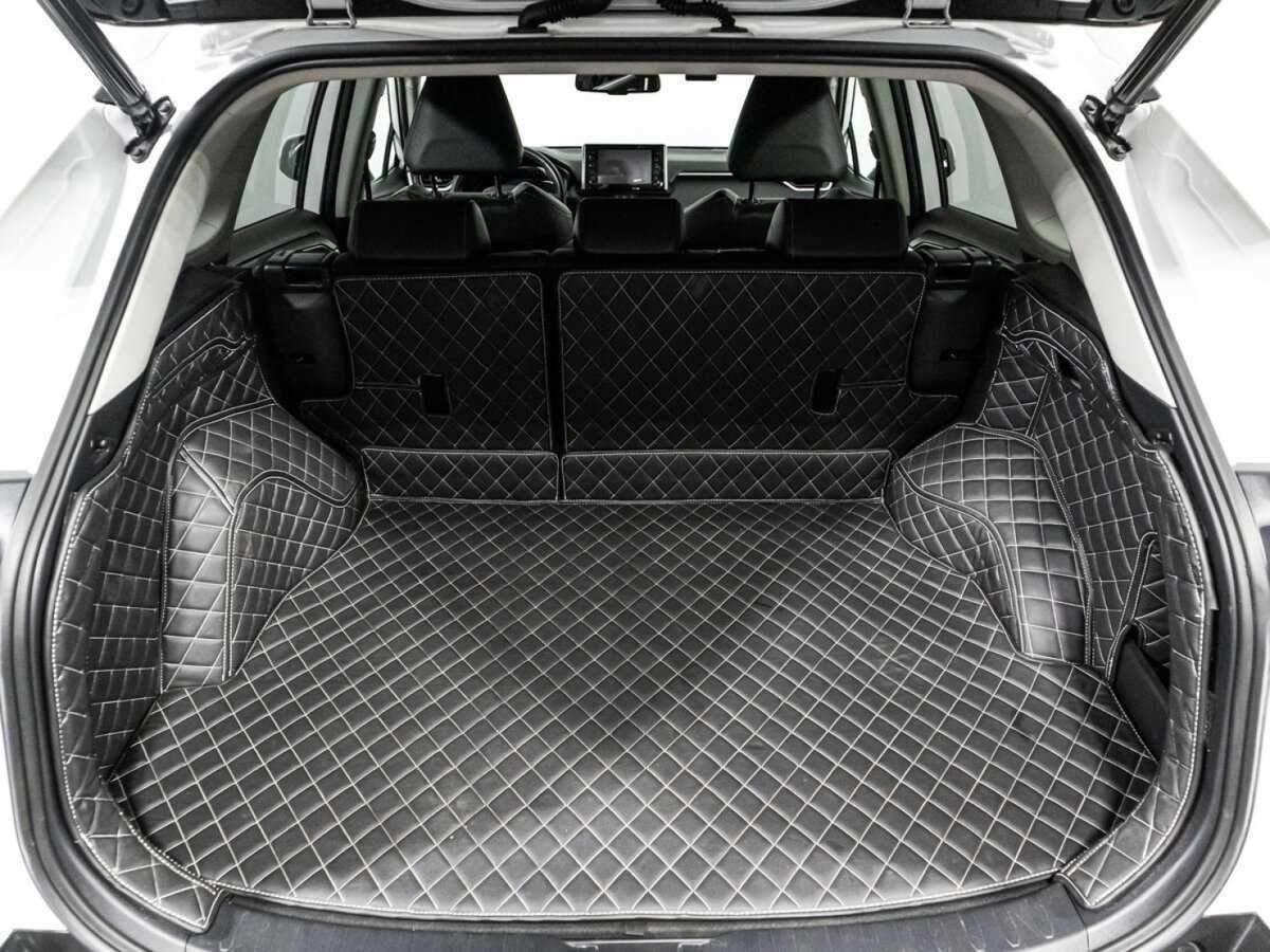 Toyota RAV4, 2021 Фото №15