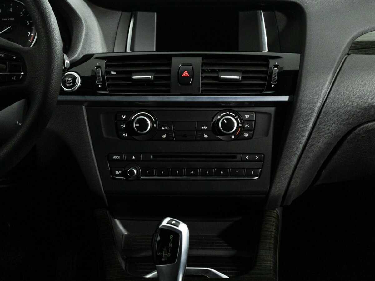 BMW X3 20i xDrive, 2014 Фото №14