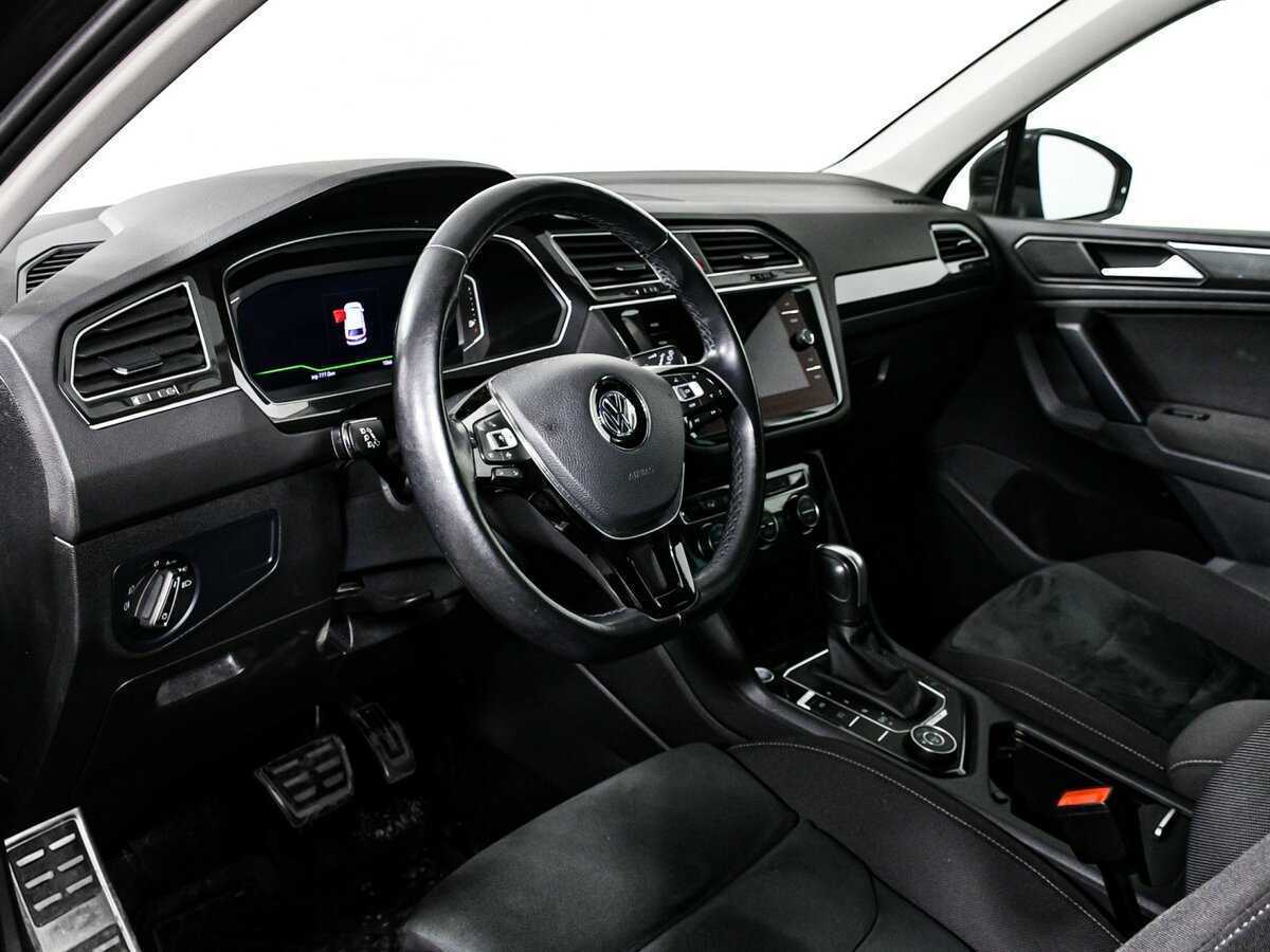 Volkswagen Tiguan, 2019 Фото №10